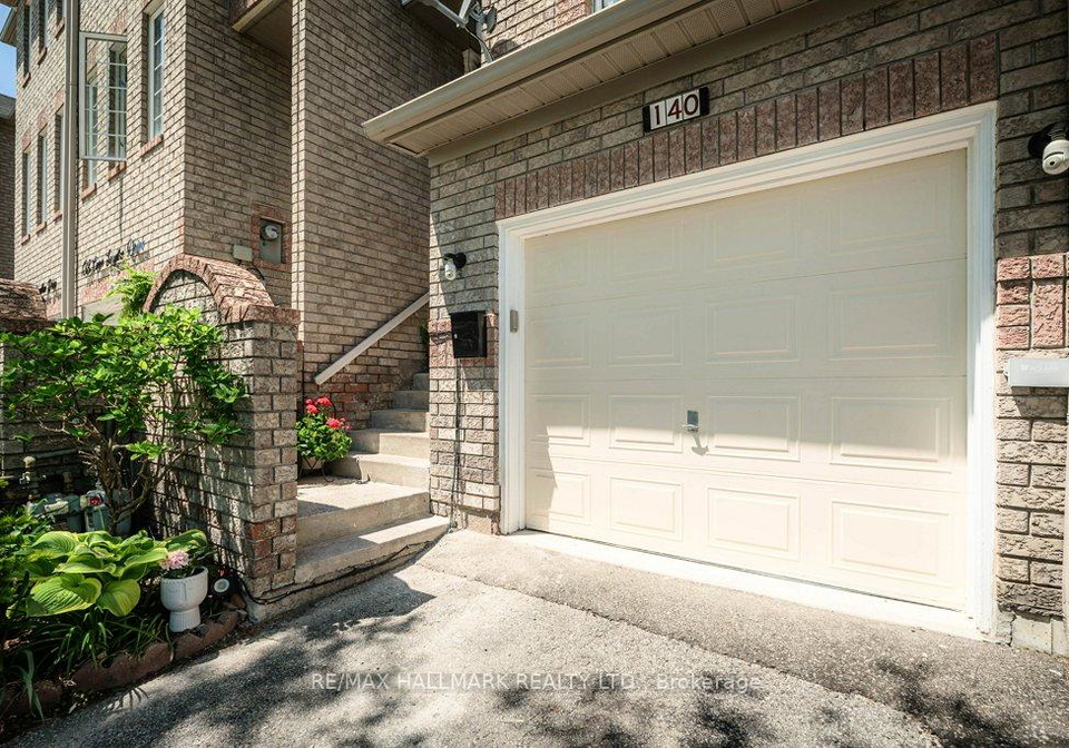 140-conn-smythe-drive-scarborough-ontario-e13220038