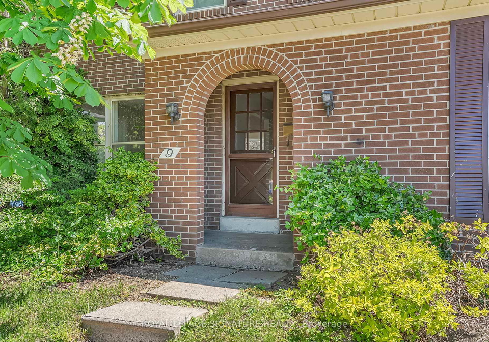 9-mollard-road-scarborough-ontario-e13220474