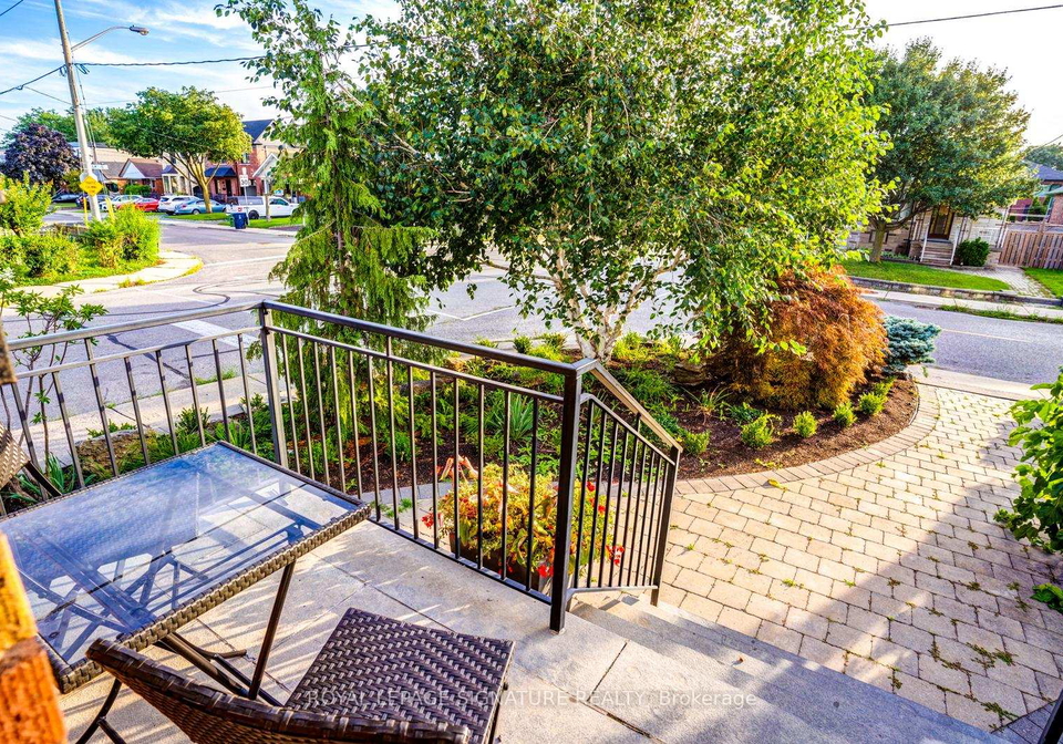 33-athlone-road-east-york-ontario-e13220704