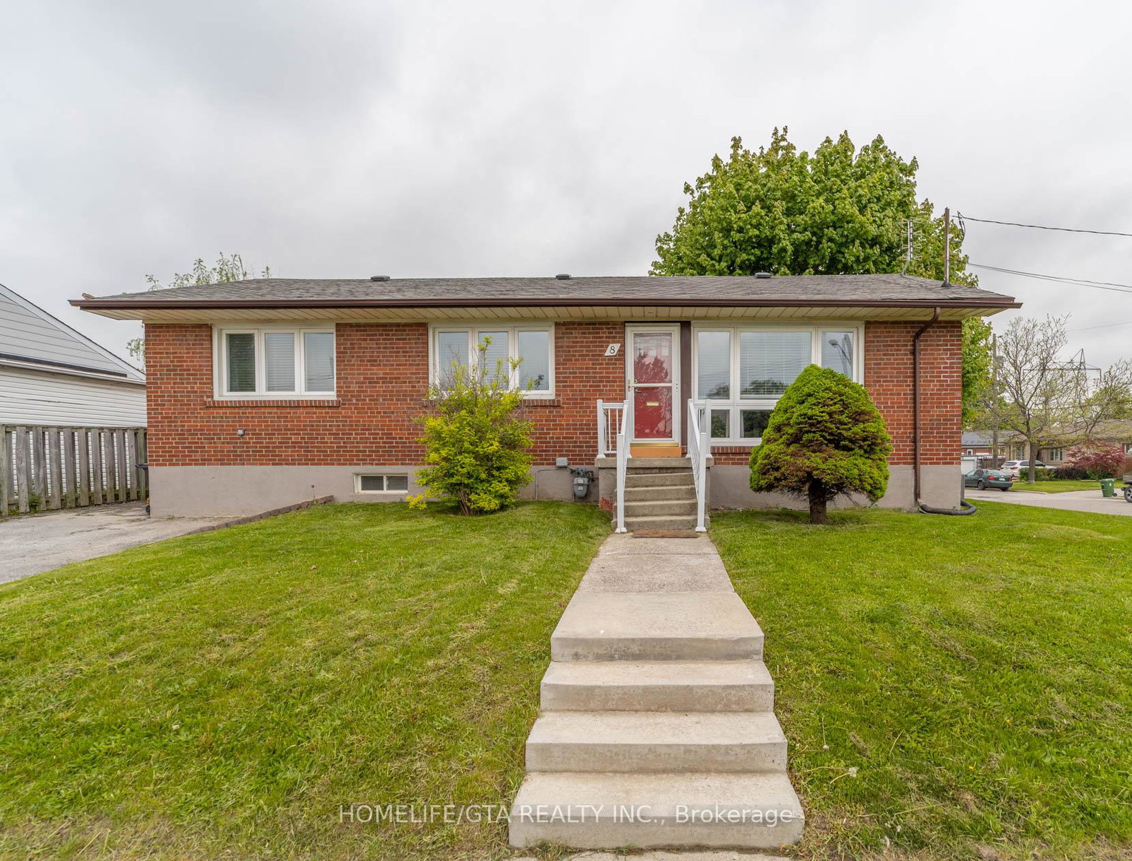 8-laxford-avenue-scarborough-ontario-e13220940