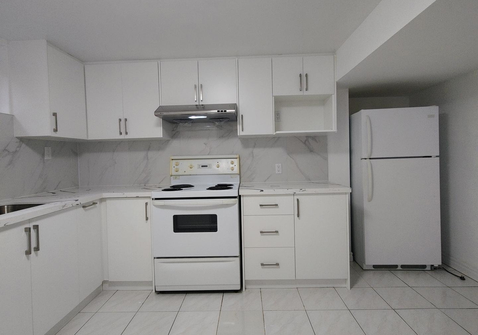 27-macklingate-court-scarborough-ontario-e13221122