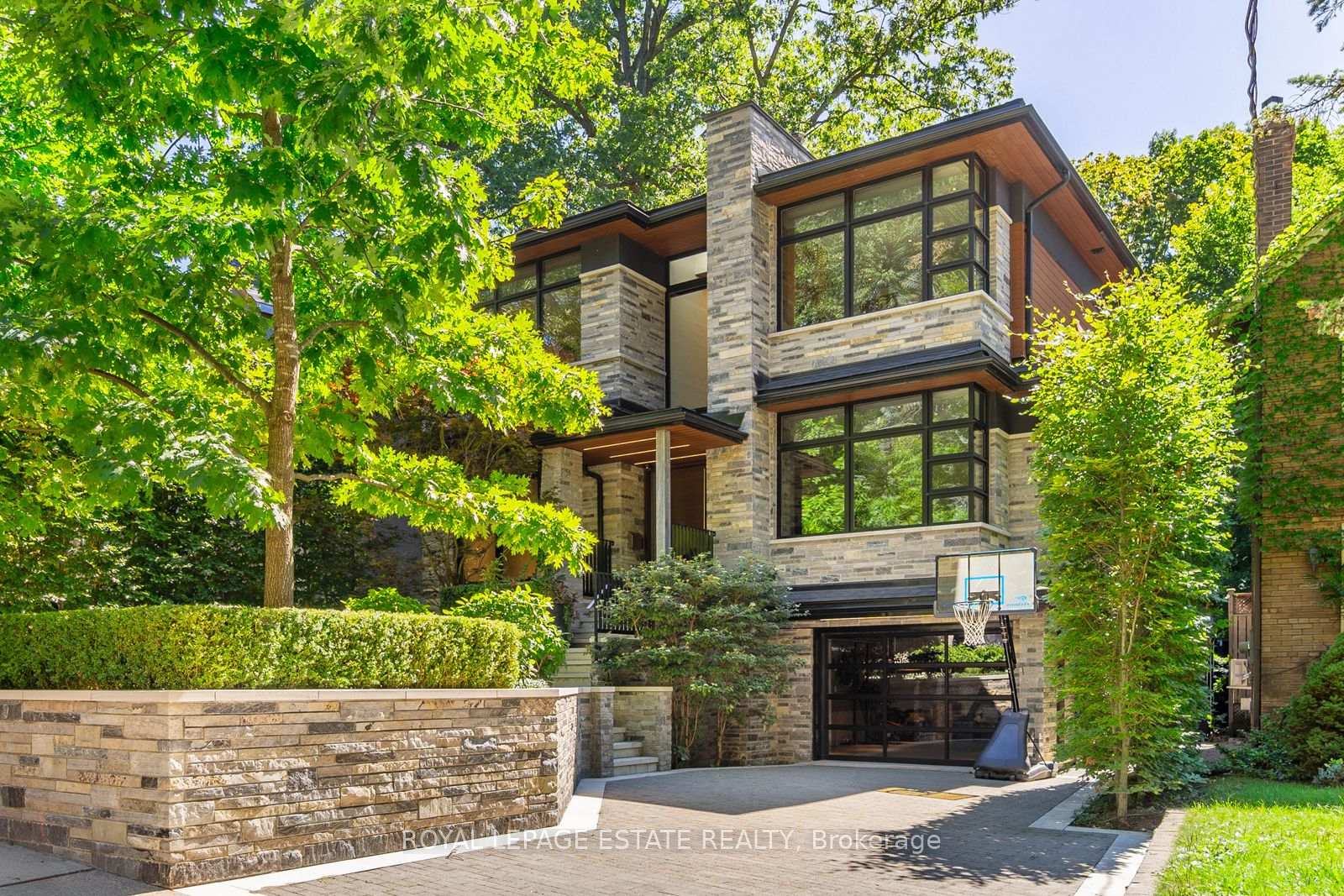 11-pine-crescent-toronto-ontario-e13221192