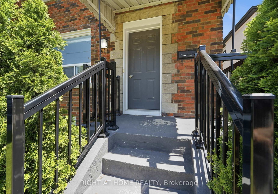 615-pharmacy-avenue-scarborough-ontario-e13221378