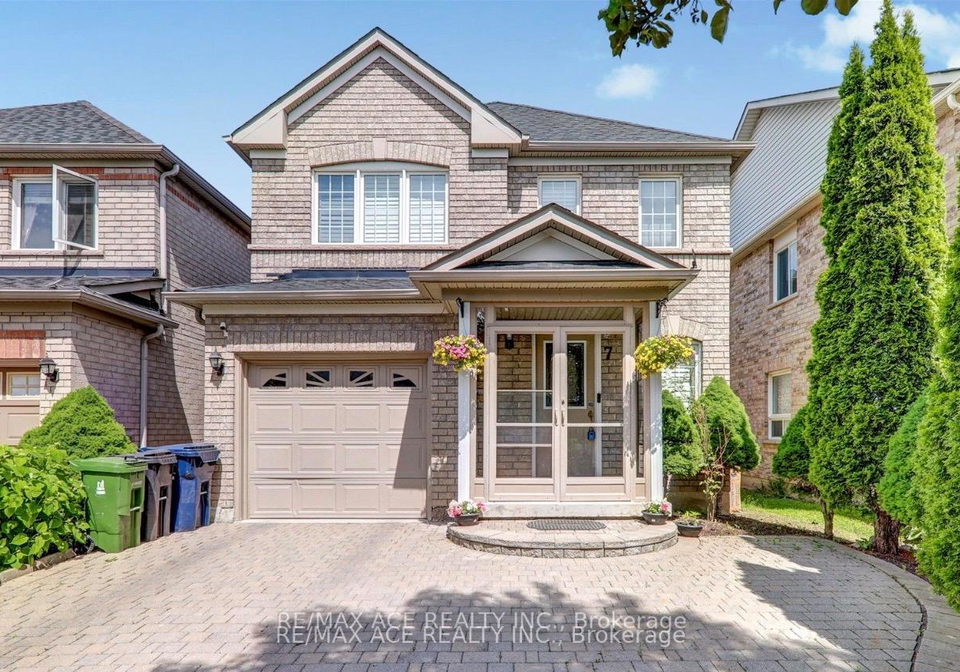 7-glacier-crescent-scarborough-ontario-e13221704