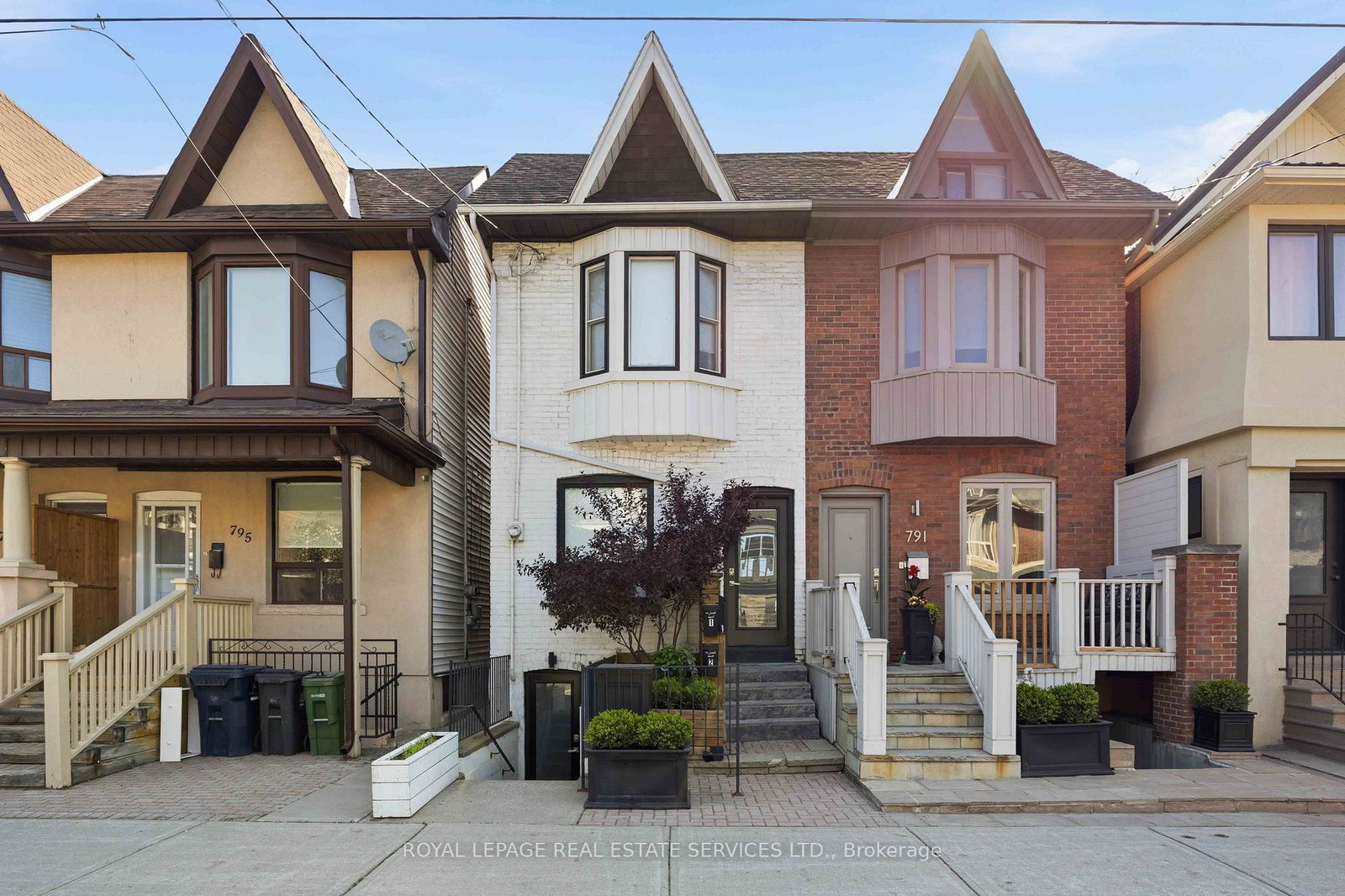 793-pape-avenue-east-york-ontario-e13223070