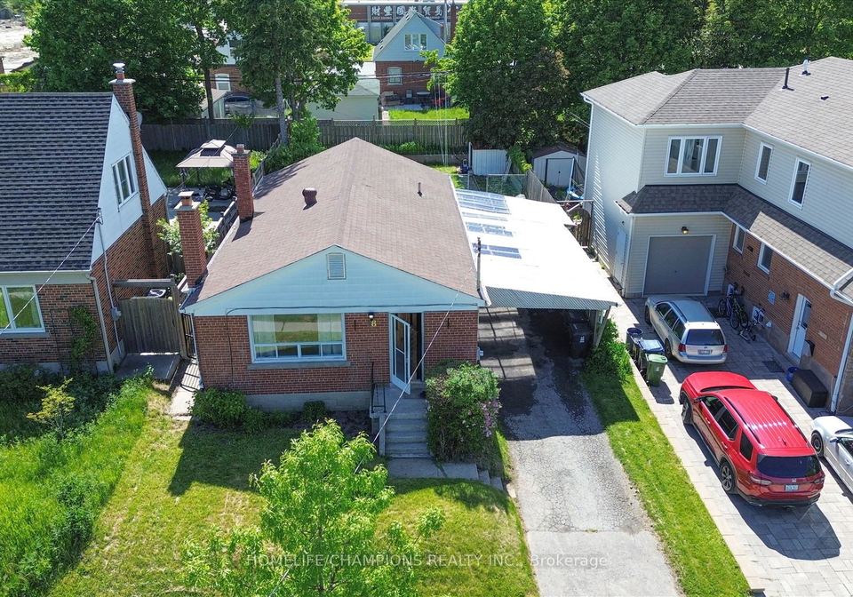 18-bergen-road-scarborough-ontario-e13223110