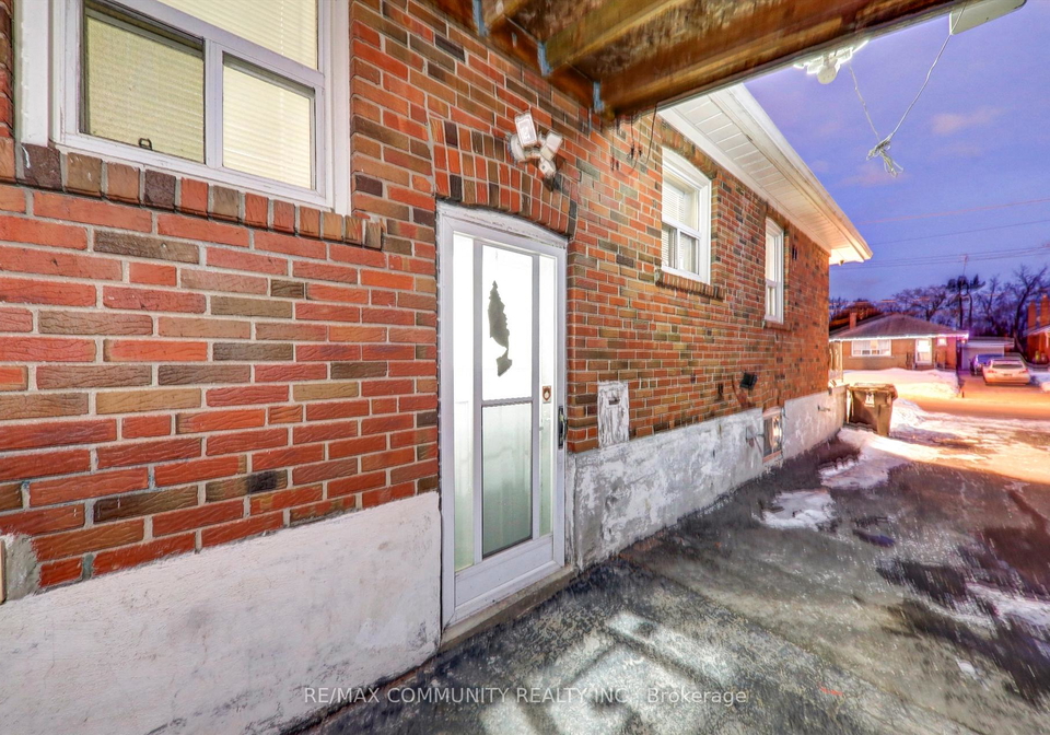 58-gully-drive-scarborough-ontario-e13224066