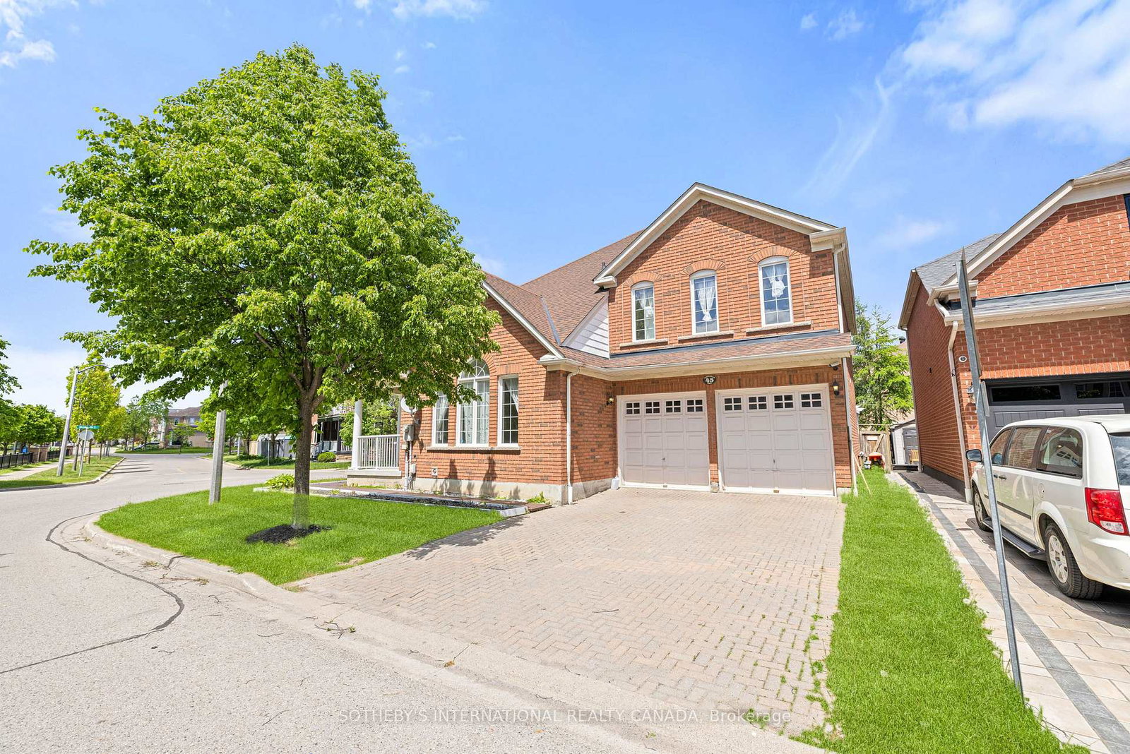 45-montebello-crescent-ajax-ontario-e13224486
