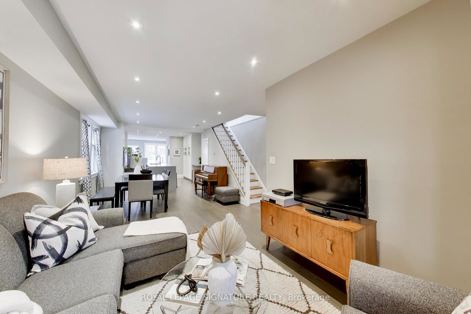 259-torrens-avenue-east-york-ontario-e13225058