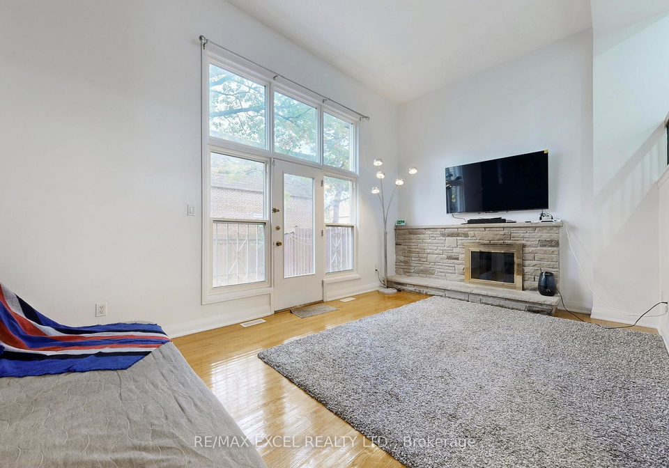 10-crockamhill-drive-scarborough-ontario-e13225890