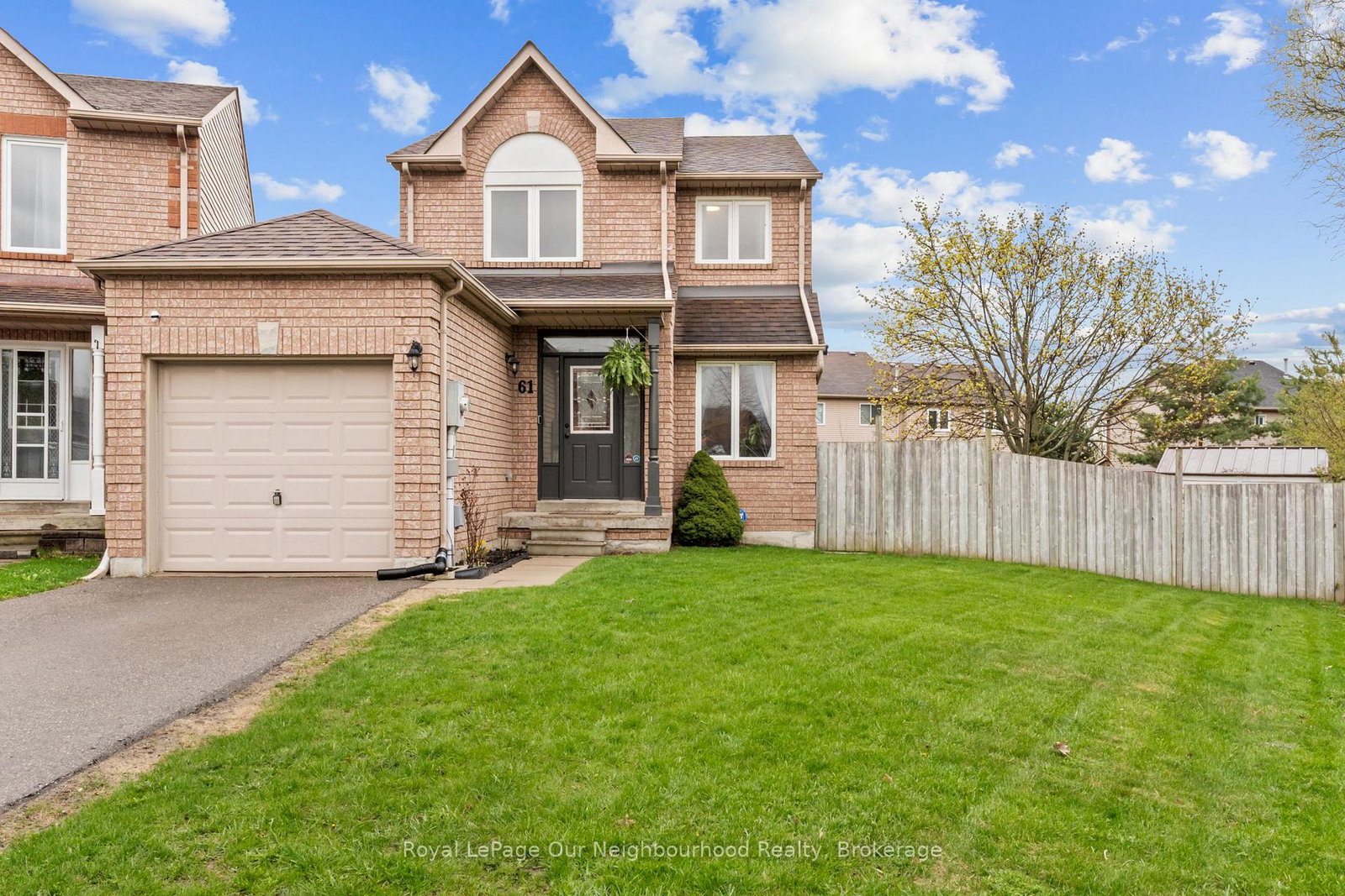 61-fry-crescent-clarington-ontario-e13227934