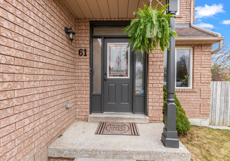 61-fry-crescent-clarington-ontario-e13227934