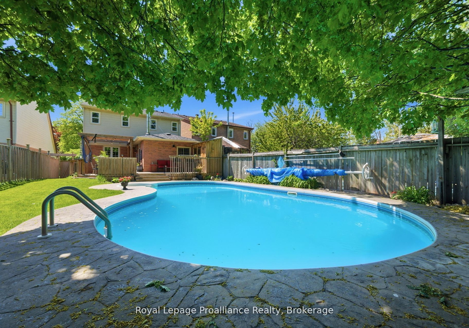 4-henderson-drive-whitby-ontario-e13227962