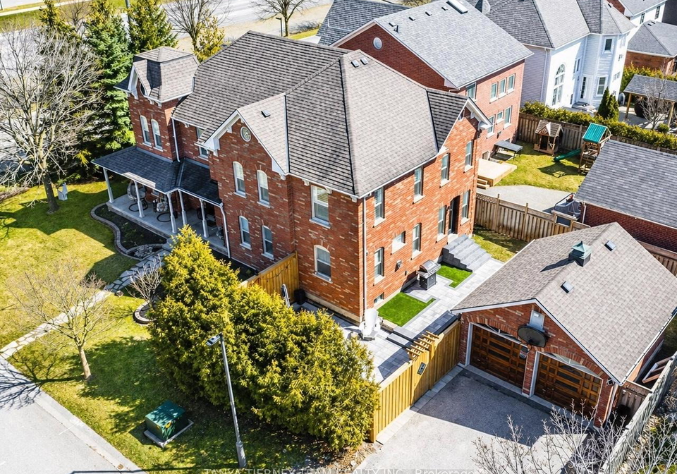 41-zachary-place-whitby-ontario-e13228066