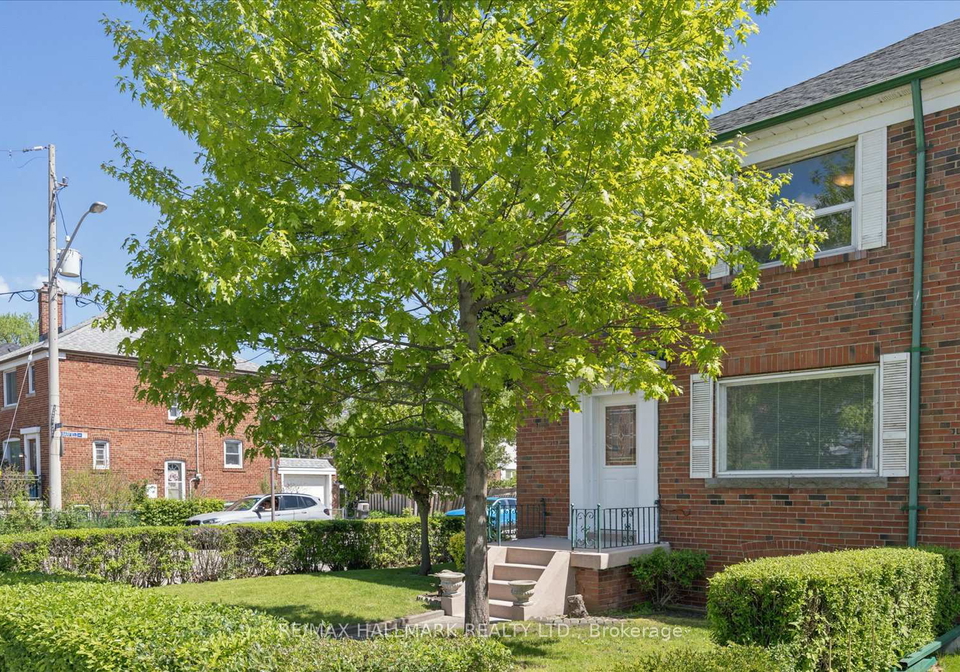 483-cosburn-avenue-east-york-ontario-e13228194