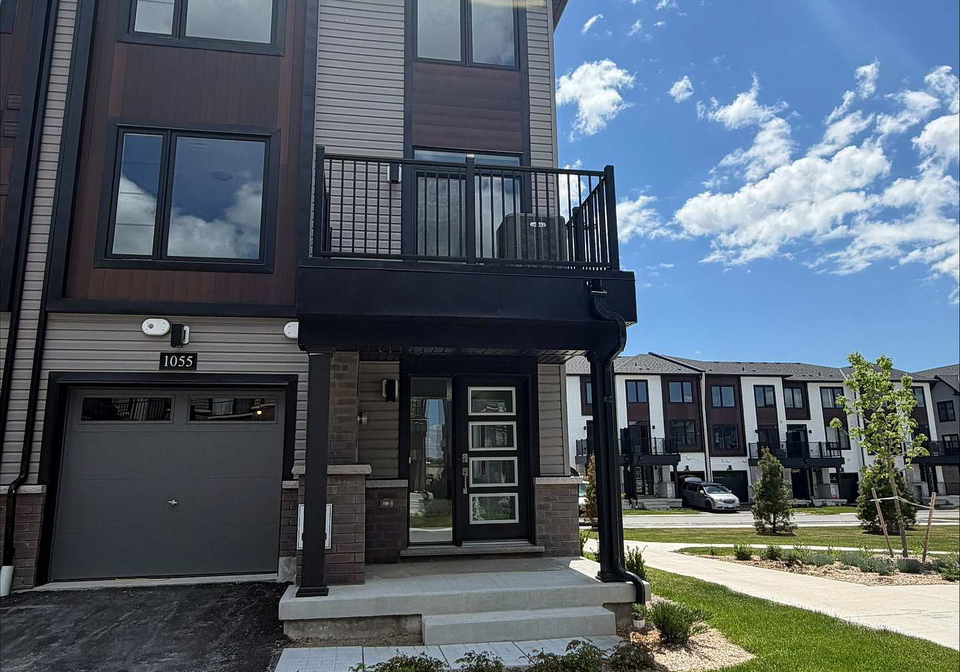 1055-porcupine-path-oshawa-ontario-e13228770