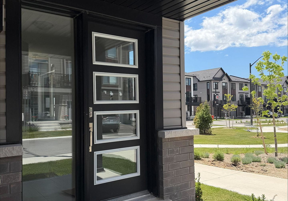 1055-porcupine-path-oshawa-ontario-e13228770