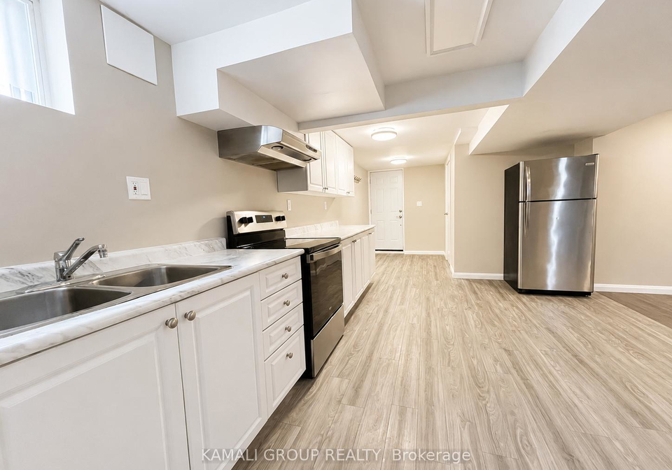 75-keewatin-street-s-oshawa-ontario-e13229384