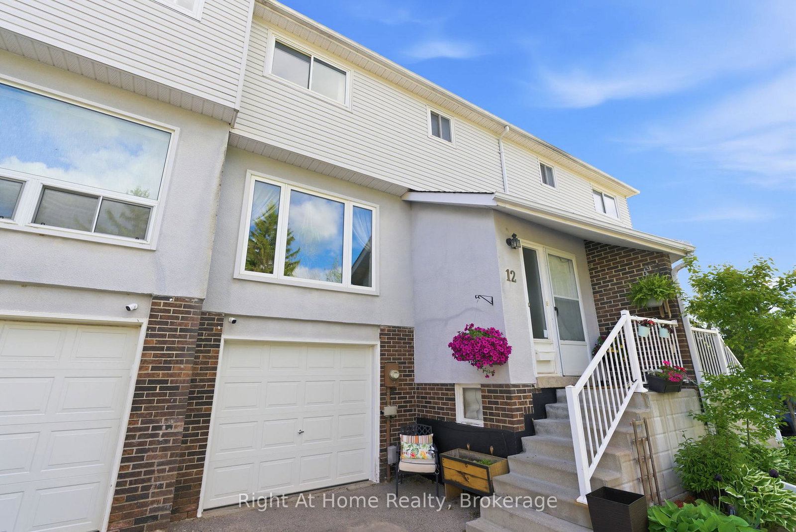 303-garden-street-whitby-ontario-e13230254