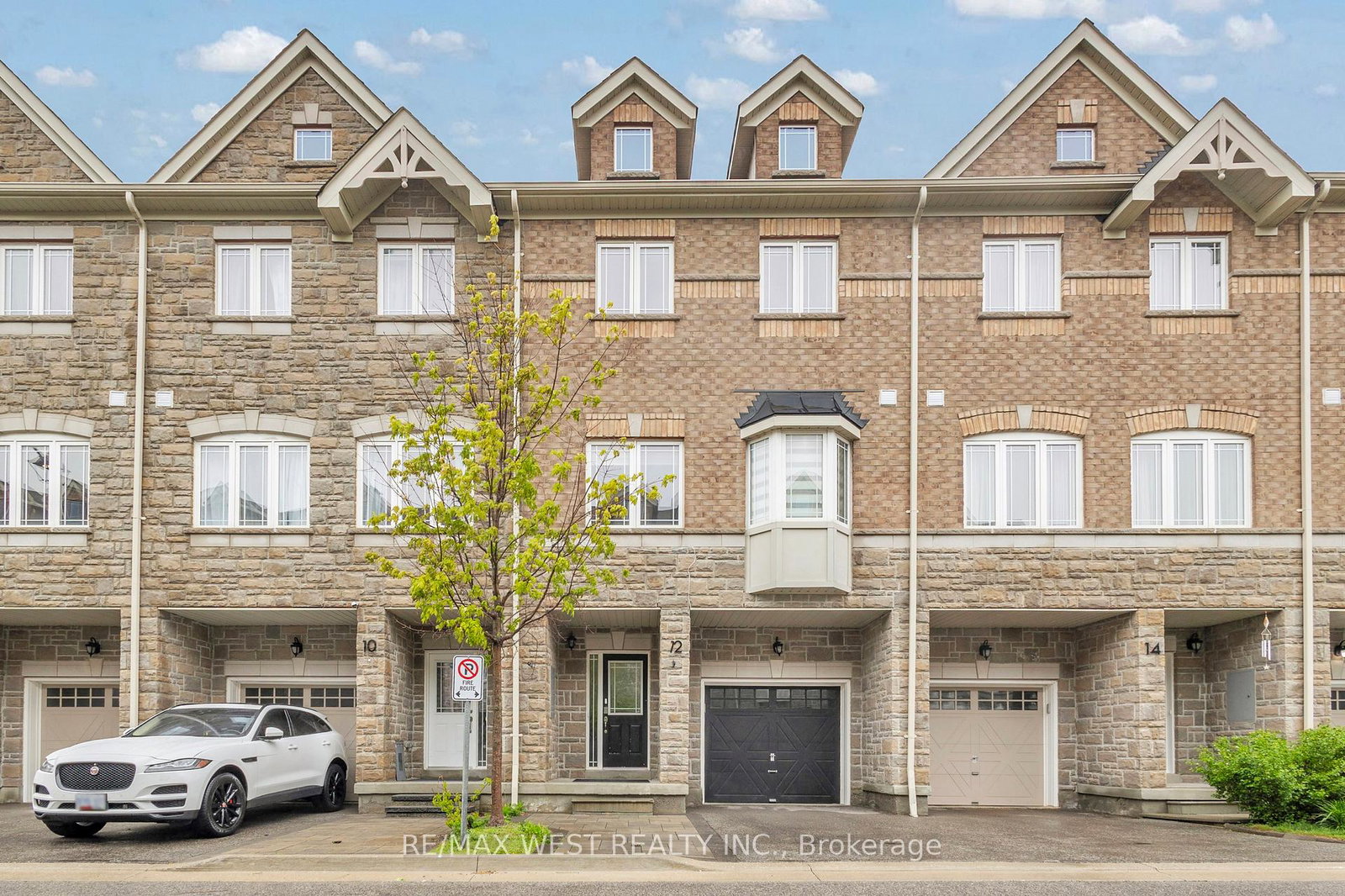 12-waterstone-way-whitby-ontario-e13230588