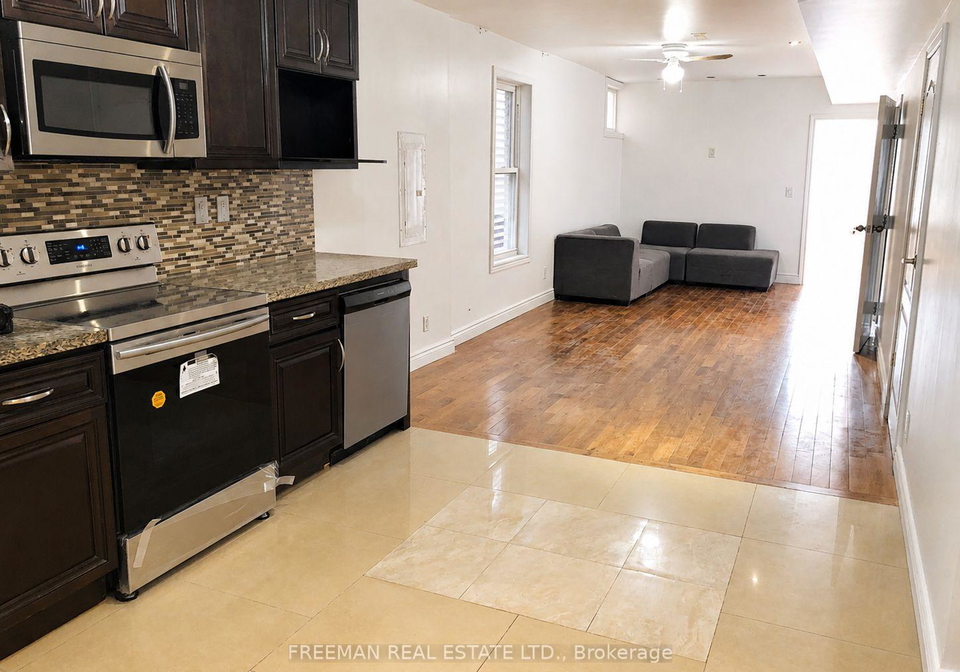 102gerrard-street-e-toronto-ontario-e13230754