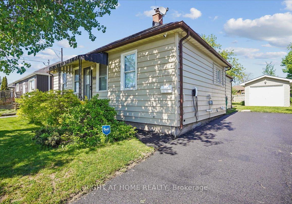 809-rowena-street-oshawa-ontario-e13230778