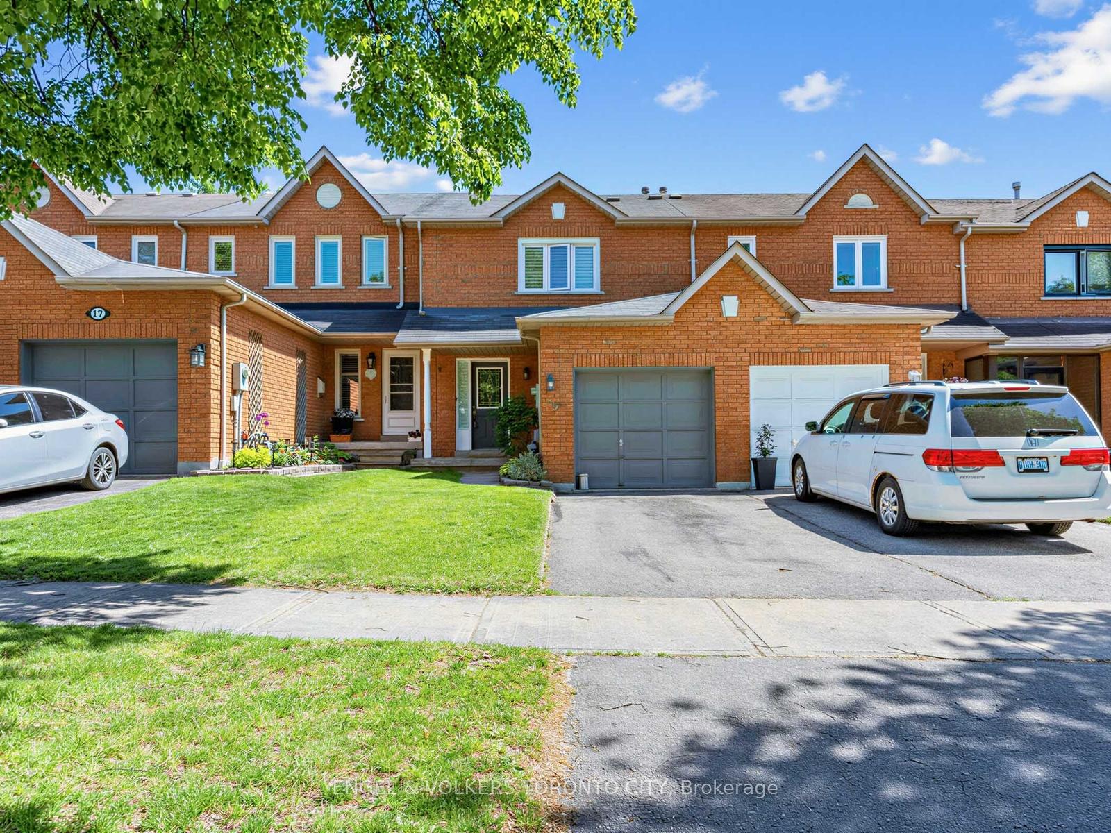 15-fulton-crescent-whitby-ontario-e13230796