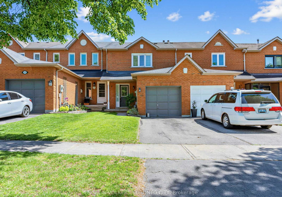 15-fulton-crescent-whitby-ontario-e13230796