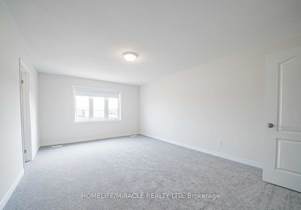 1111-black-cherry-drive-oshawa-ontario-e13230960