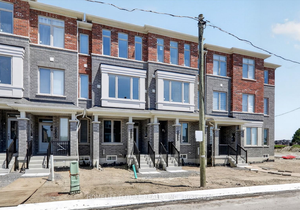 2957-gatestone-path-pickering-ontario-e13231324