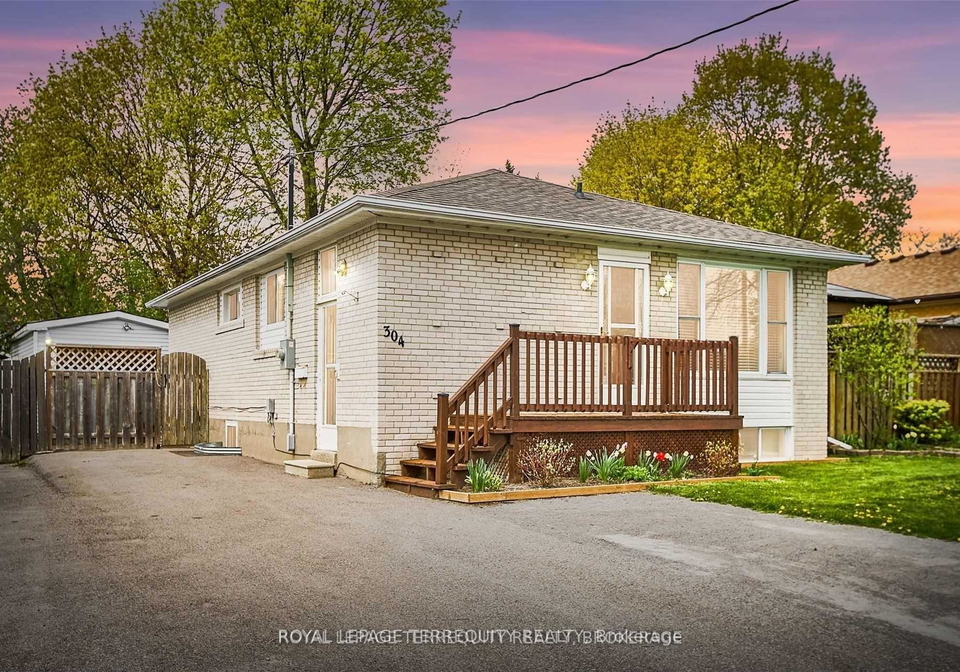 304-palmerston-avenue-whitby-ontario-e13231372