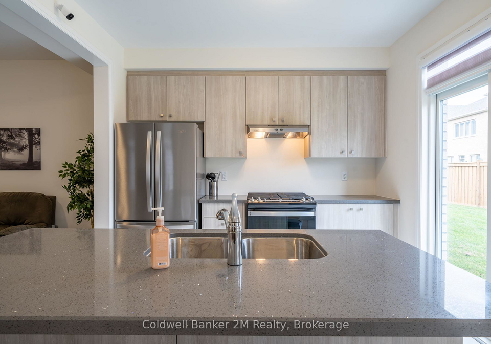 136-ogston-crescent-whitby-ontario-e13232142