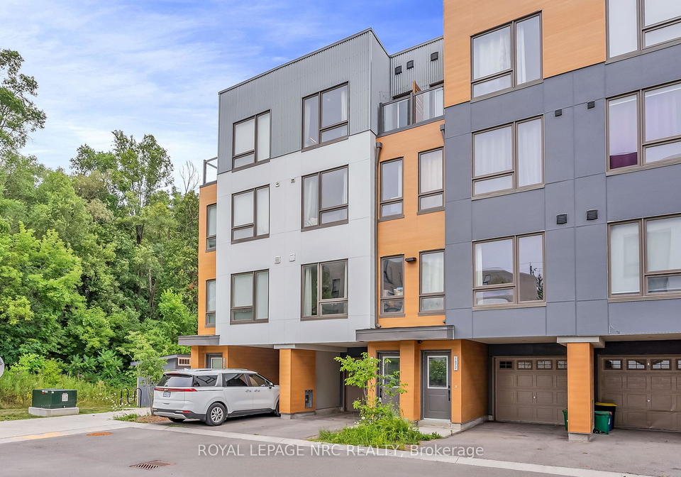 1670-pleasure-valley-path-oshawa-ontario-e13232714