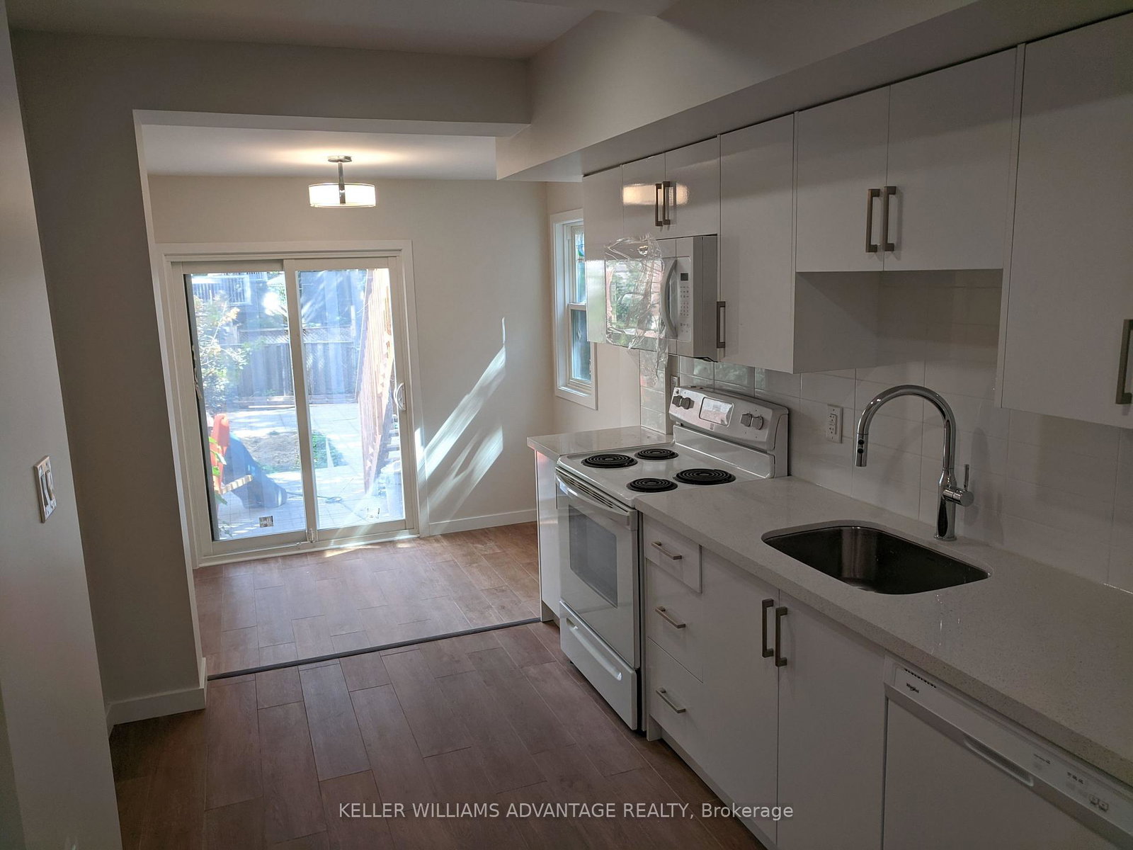 119-coxwell-avenue-toronto-ontario-e13232718