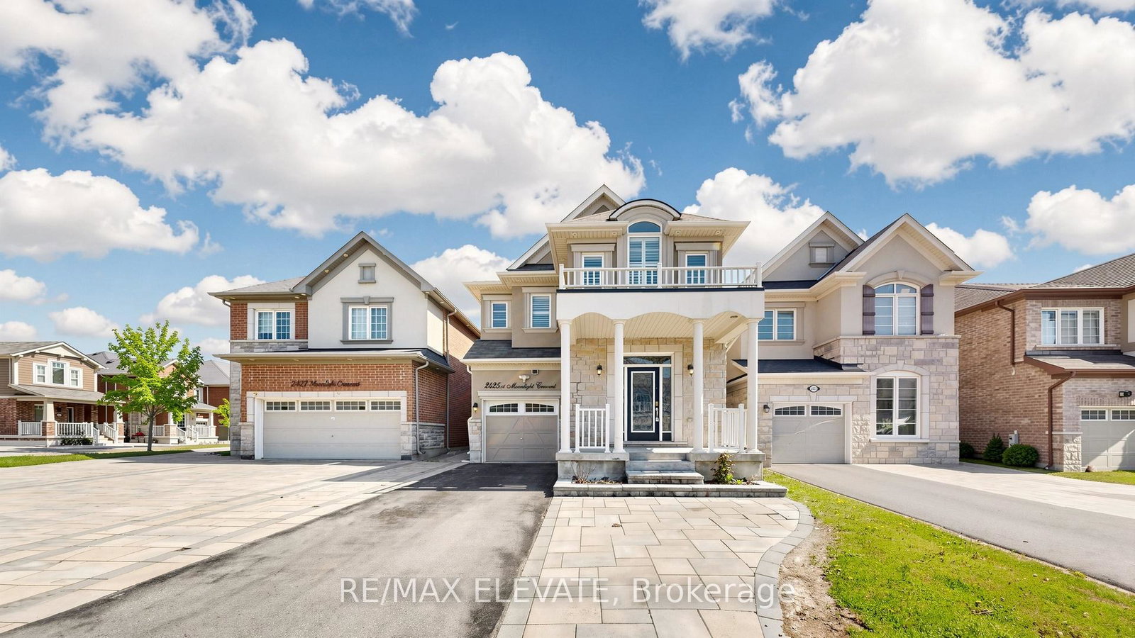 2425-moonlight-crescent-pickering-ontario-e13233540