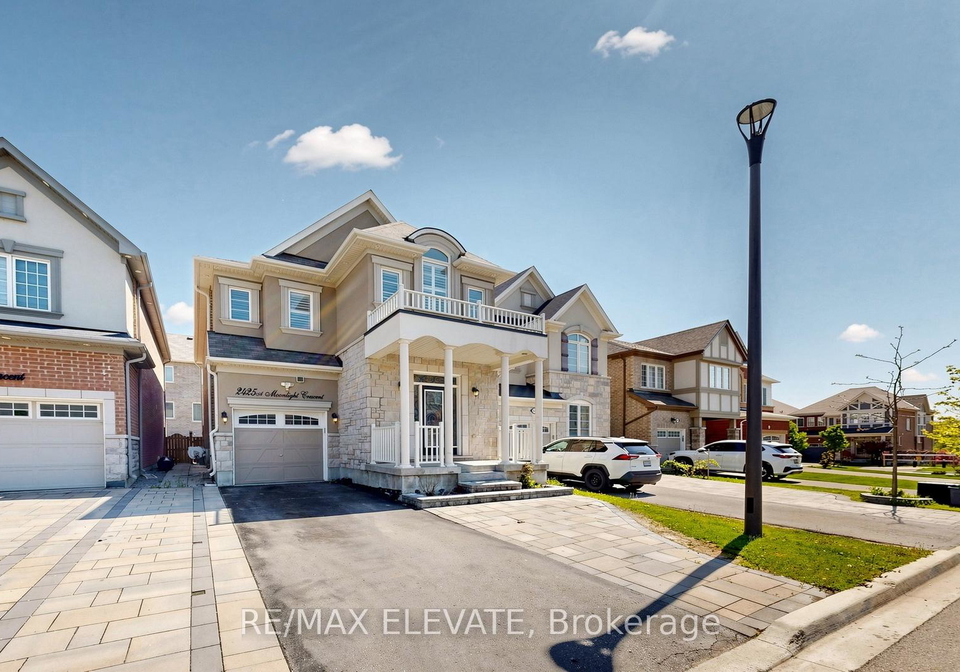 2425-moonlight-crescent-pickering-ontario-e13233540