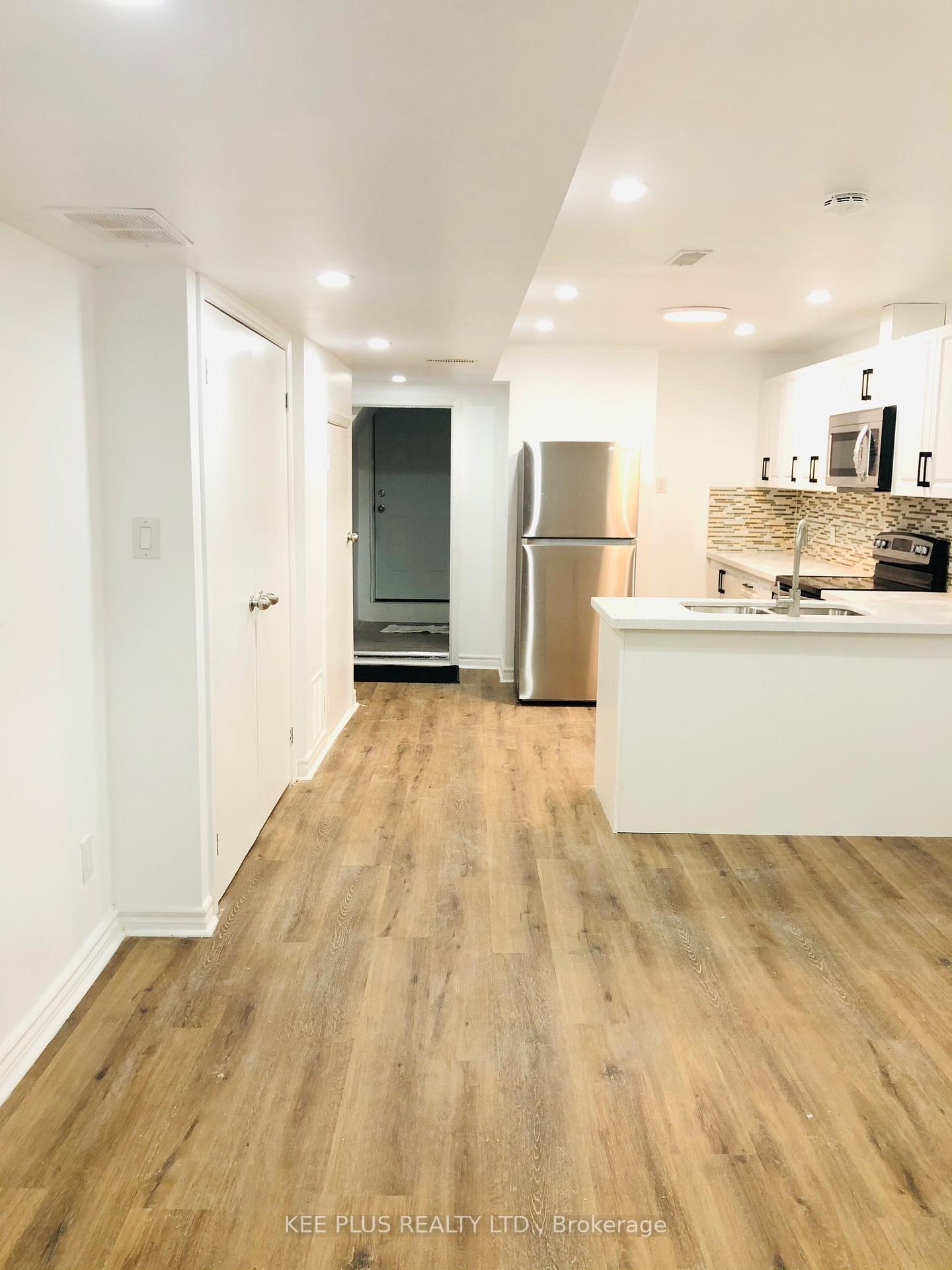 1603-dundas-street-e-toronto-ontario-e13233866