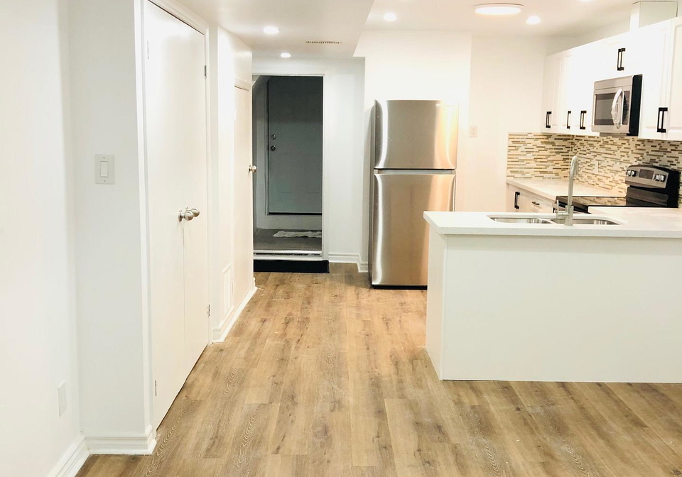 1603-dundas-street-e-toronto-ontario-e13233866