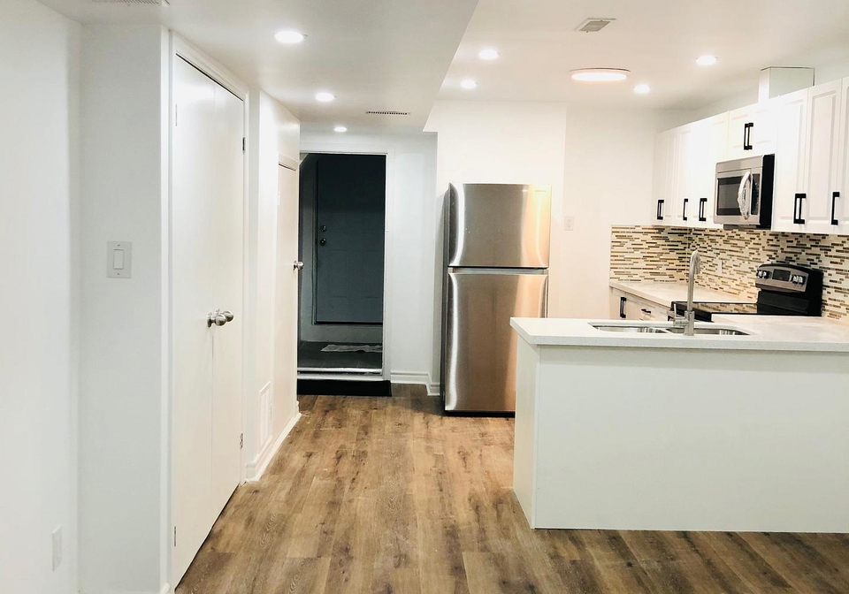 1603-dundas-street-e-toronto-ontario-e13233866