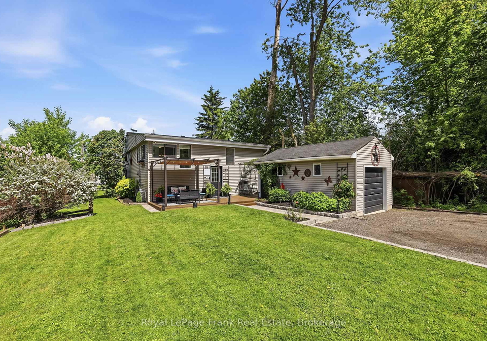 18-armstrong-avenue-scugog-ontario-e13234108