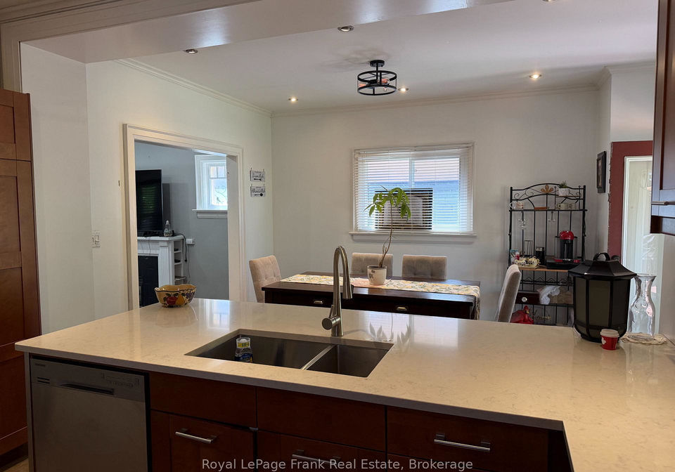 94-roxborough-avenue-oshawa-ontario-e13234576