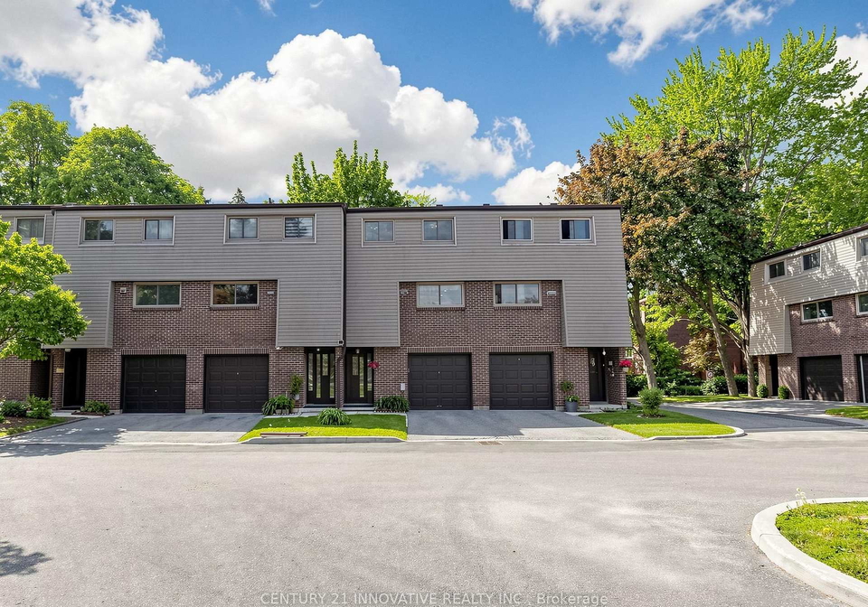 2020-pharmacy-avenue-scarborough-ontario-e13236676