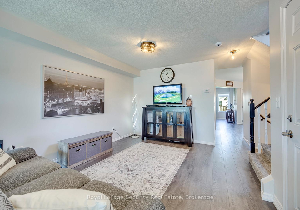 81-ipswich-place-whitby-ontario-e13236976