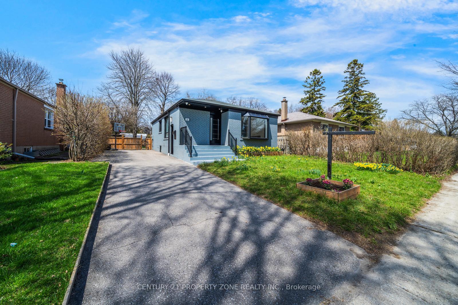 203-toynbee-trail-scarborough-ontario-e13237496