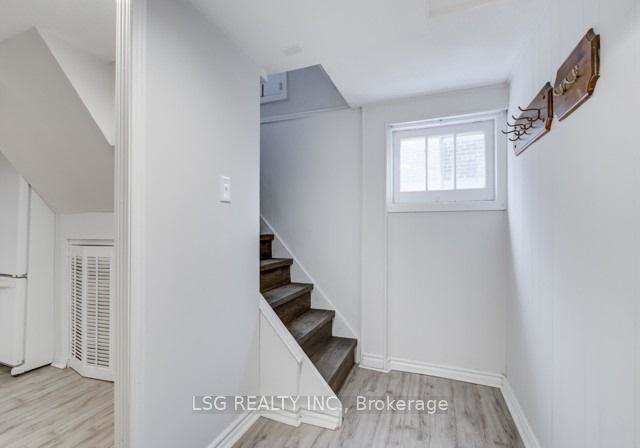34-glencrest-boulevard-east-york-ontario-e13237508