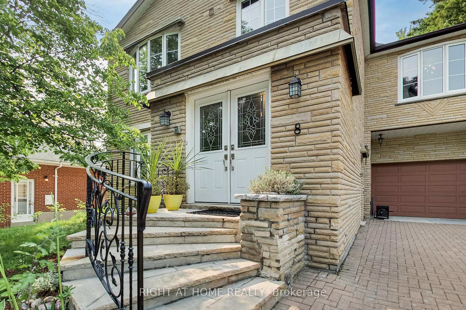 8-suraty-avenue-scarborough-ontario-e13238470