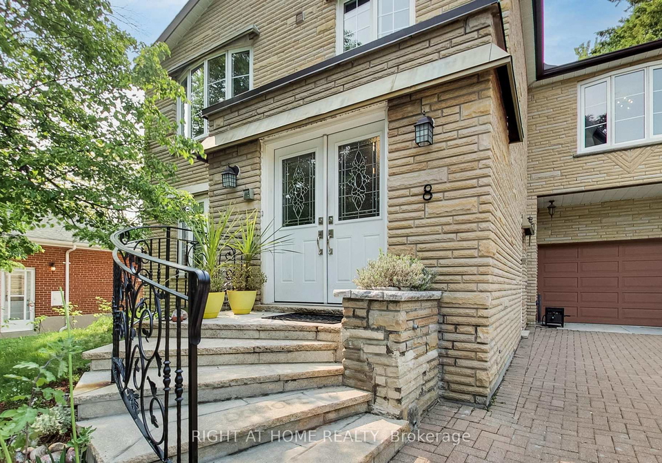 8-suraty-avenue-scarborough-ontario-e13238470