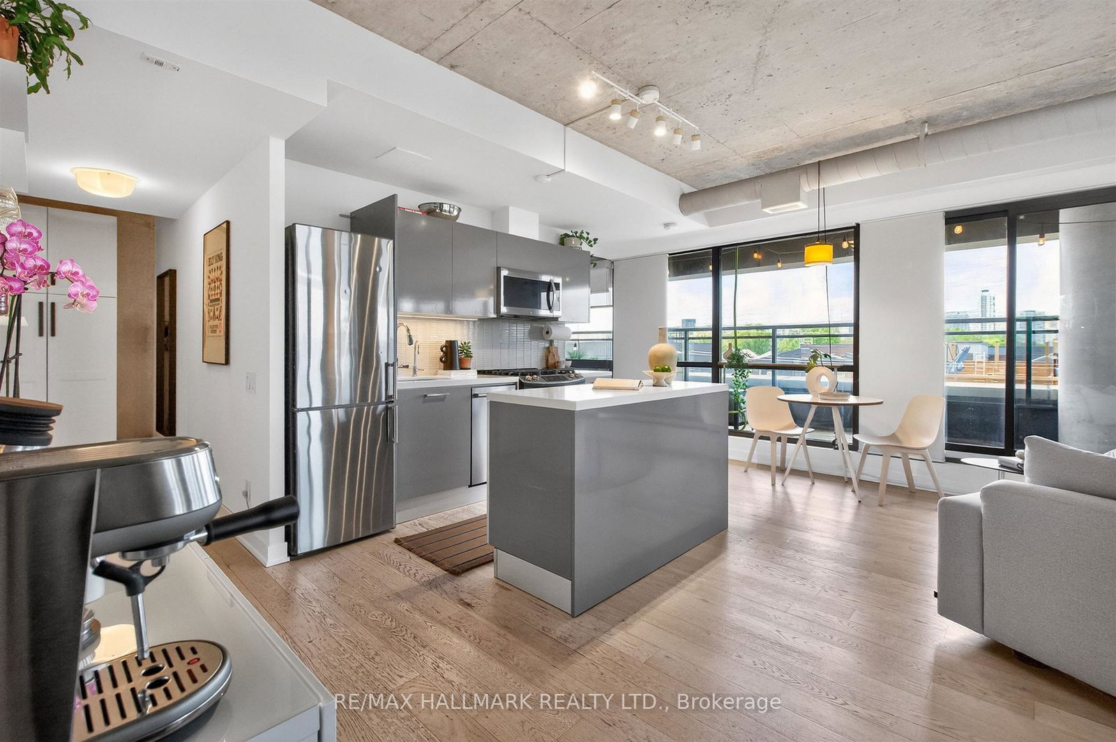 319-carlaw-avenue-toronto-ontario-e13238638