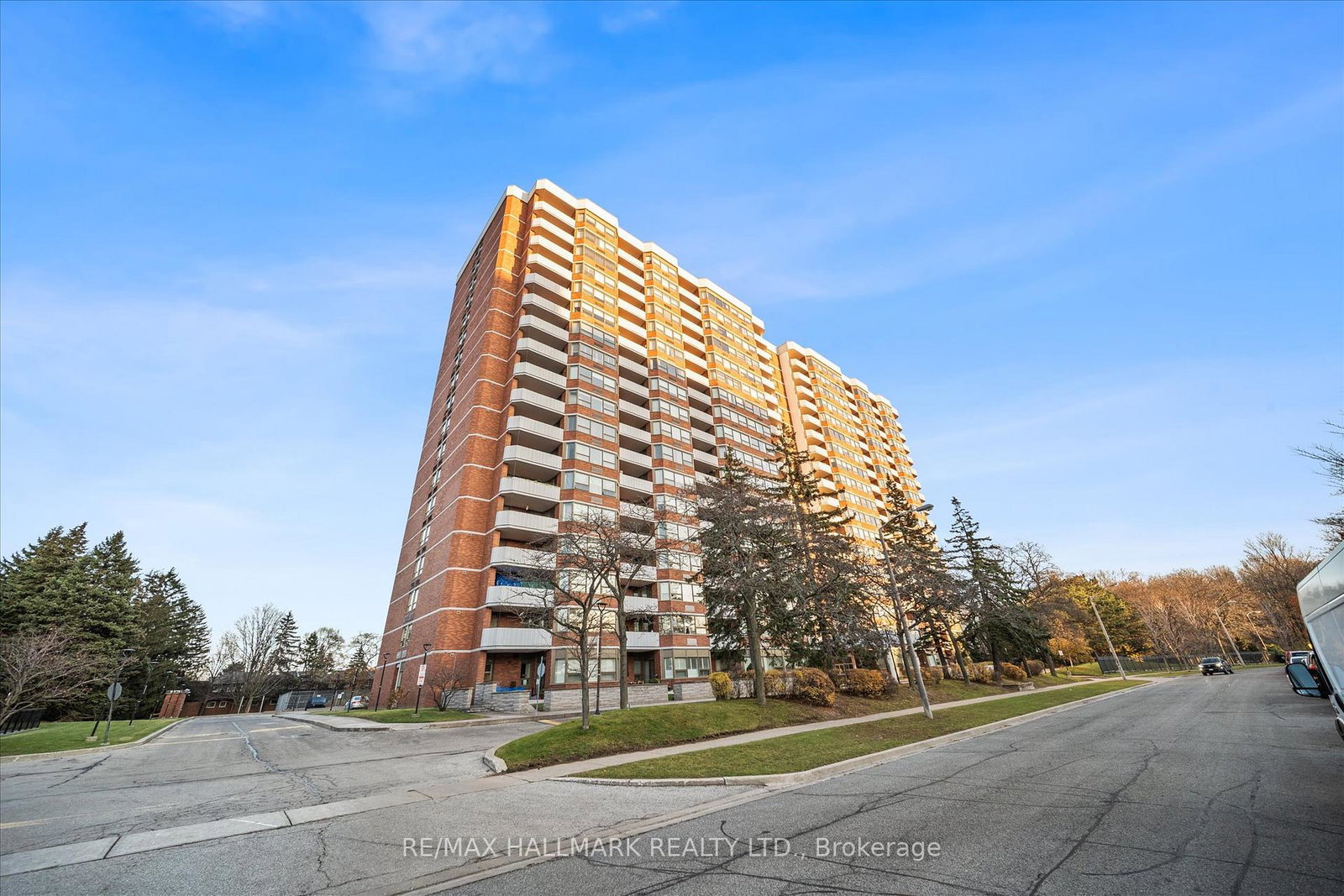 121-ling-road-scarborough-ontario-e13239080