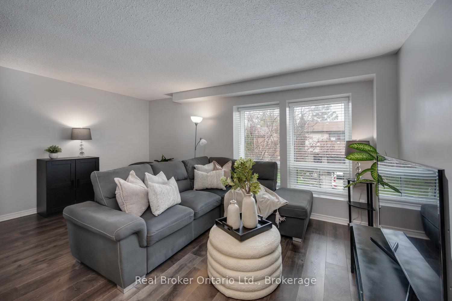 220-ormond-drive-oshawa-ontario-e13239368